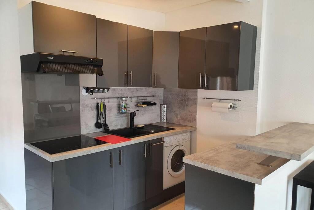 Maison Roisseenne Entre Paris Et Disneyland Roissy-en-Brie Exteriör bild